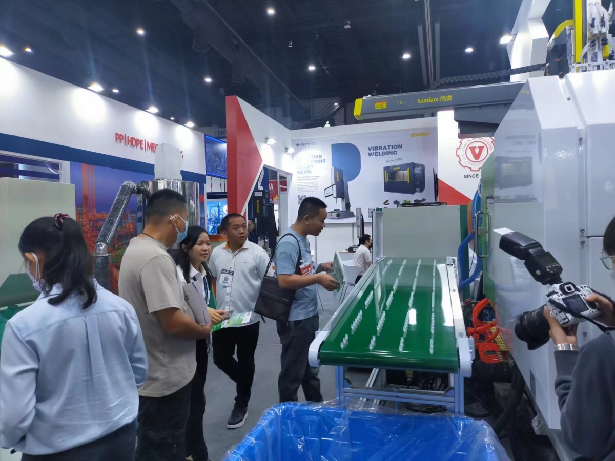 備受矚目—-華大機(jī)械隆重參加泰國國際橡膠工業(yè)展